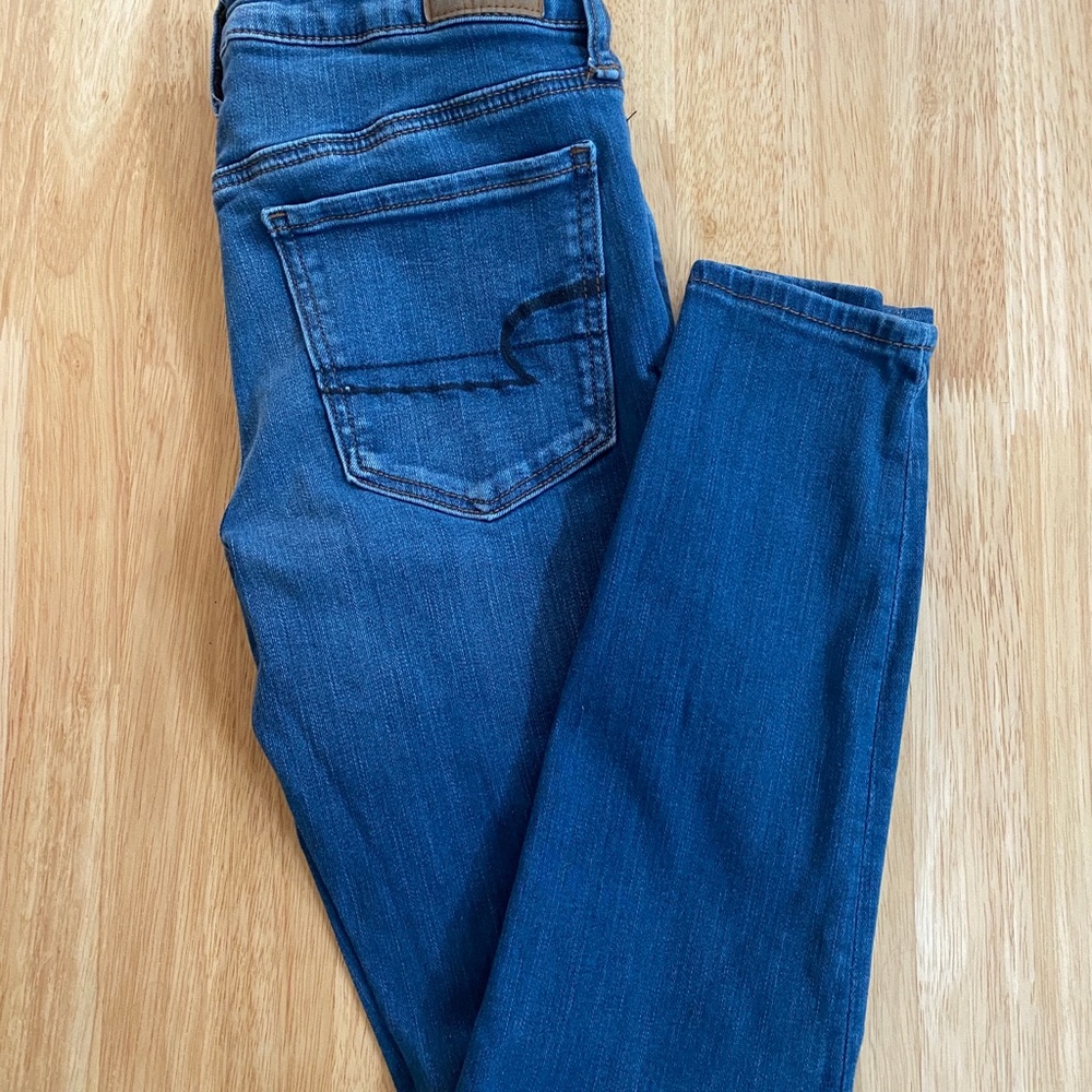 American Eagle skinny jeans medium denim wash